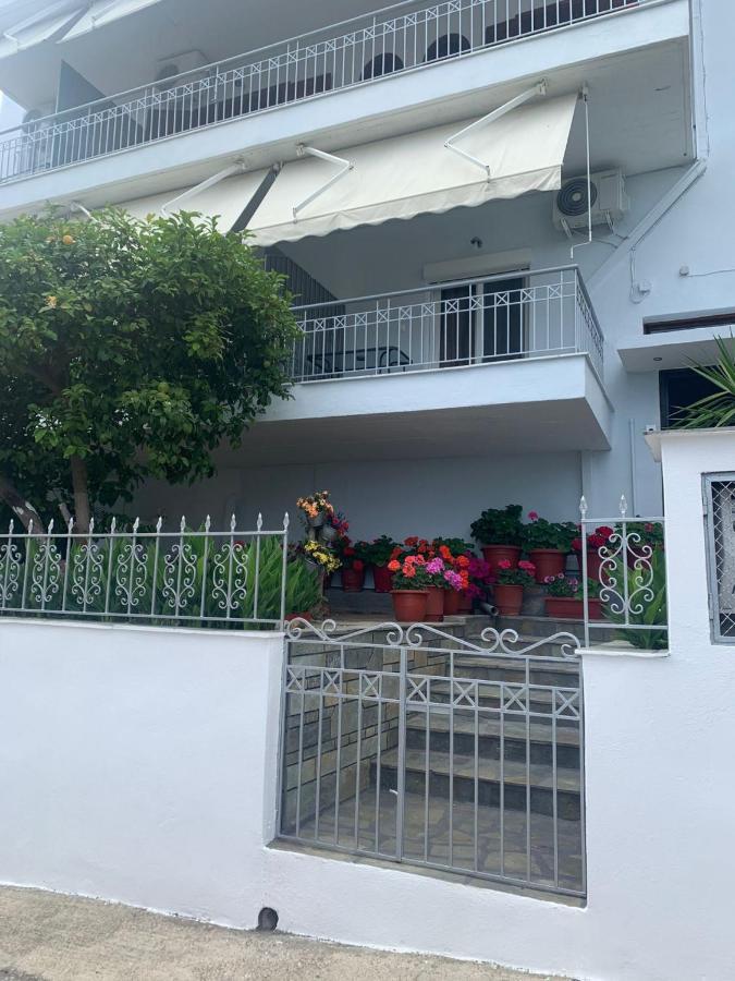 Anna House 1 Hotel ซาร์ตี ภายนอก รูปภาพ